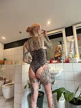 Stella-Kink online show from 02/21/26, 11:11