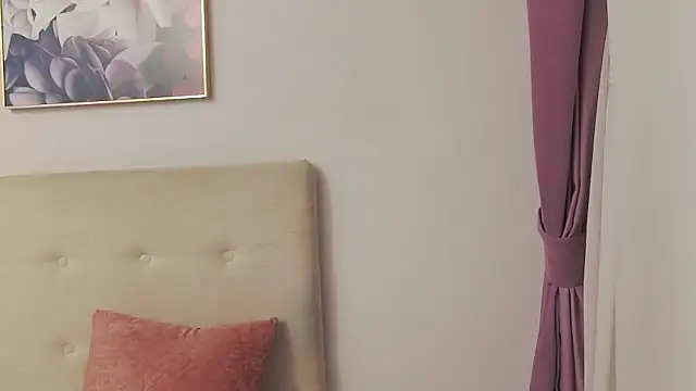 CassieHilton online show from 01/07/26, 10:56