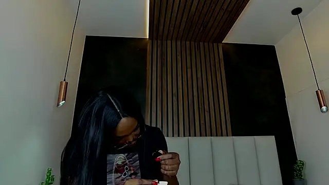 Snapshot of nahomi_campbell chatting on 02/05/25, 07:31 nahomi campbell online show from 02/05/25, 07:31