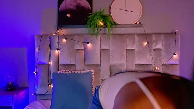 Snapshot of nahomi_campbell chatting on 10/18/25, 07:36 nahomi campbell online show from 10/18/25, 07:36