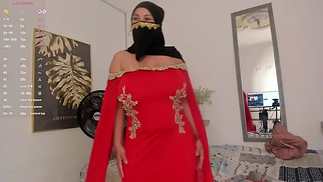 Amina hafsa online show from 03/17/26, 08:01