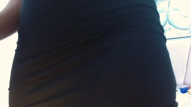 VeronicaRobles online show from 12/24/24, 08:05