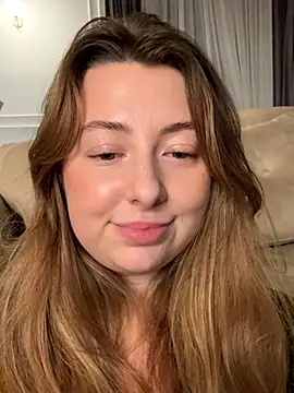 Snapshot of curvyflawless chatting on 11/20/25, 07:02 curvyflawless online show from 11/20/25, 07:02