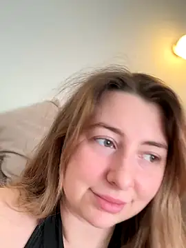 Snapshot of curvyflawless chatting on 11/29/25, 08:50 curvyflawless online show from 11/29/25, 08:50