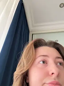 Snapshot of curvyflawless chatting on 12/05/25, 07:39 curvyflawless online show from 12/05/25, 07:39