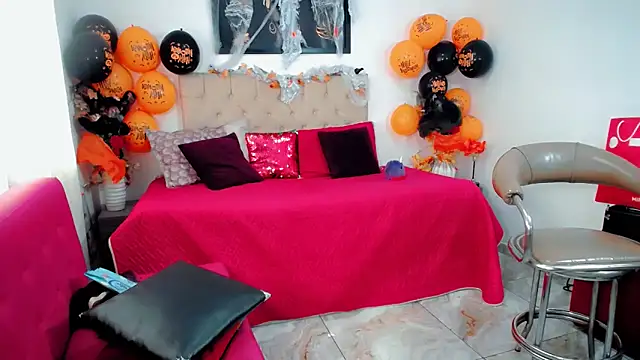 maria camilacms online show from 10/10/25, 03:22