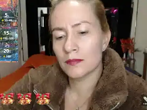 Snapshot of CATRINA-83 chatting on 12/17/24, 03:06 CATRINA-83 online show from 12/17/24, 03:06