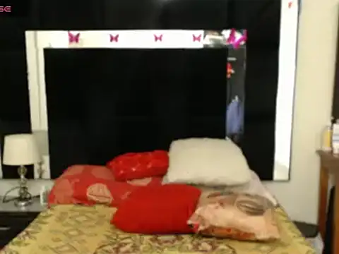 Snapshot of CATRINA-83 chatting on 02/06/25, 08:23 CATRINA-83 online show from 02/06/25, 08:23