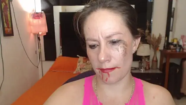 Snapshot of CATRINA-83 chatting on 11/01/25, 10:23 CATRINA-83 online show from 11/01/25, 10:23