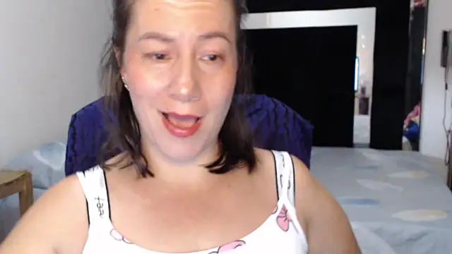 Snapshot of CATRINA-83 chatting on 07/16/26, 10:21 CATRINA-83 online show from 07/16/26, 10:21