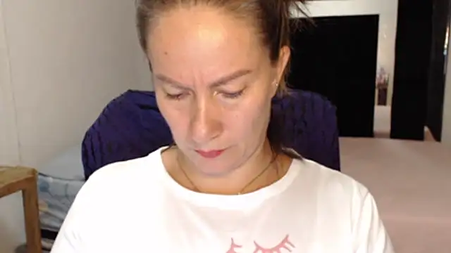 Snapshot of CATRINA-83 chatting on 08/01/26, 05:34 CATRINA-83 online show from 08/01/26, 05:34