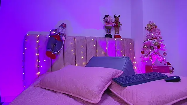 arl chloee online show from 12/17/25, 03:12