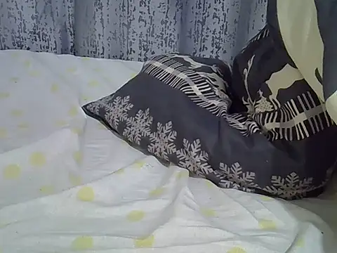 Snapshot of sweet_veee chatting on 09/15/25, 08:53 sweet veee online show from 09/15/25, 08:53