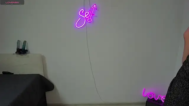 Bitch Coin online show from 10/28/25, 11:36