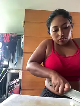 emmyjhonson07 online show from 11/12/25, 03:34