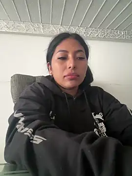 Snapshot of emmyjhonson07 chatting on 04/20/26, 11:46 emmyjhonson07 online show from 04/20/26, 11:46