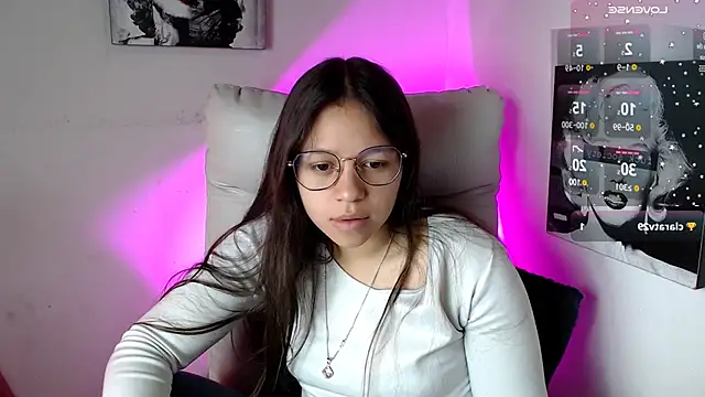 SamanthaRoldaan online show from 03/10/25, 04:57