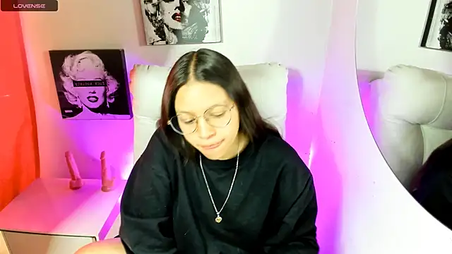 SamanthaRoldaan online show from 04/09/26, 03:06