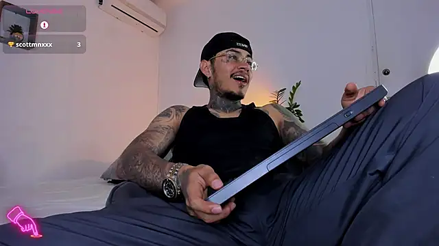 JordanSmiith  online show from 02/20/25, 08:47