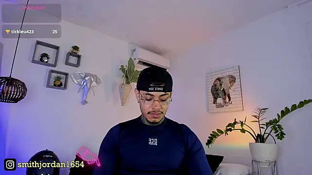 JordanSmiith  online show from 03/17/25, 11:54