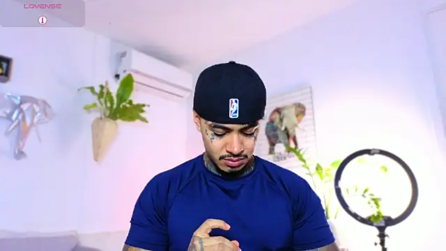 JordanSmiith  online show from 12/15/25, 08:35