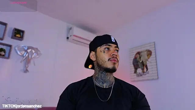 JordanSmiith  online show from 01/09/26, 08:43