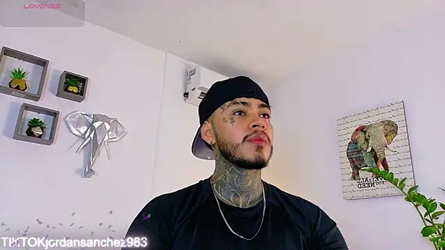 JordanSmiith  online show from 02/11/26, 07:52