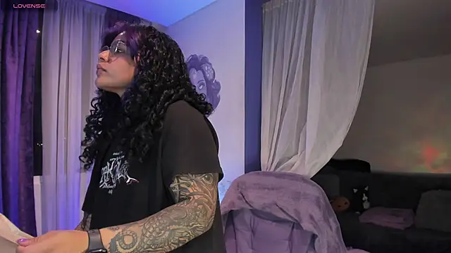 witchviolet online show from 03/10/26, 01:32