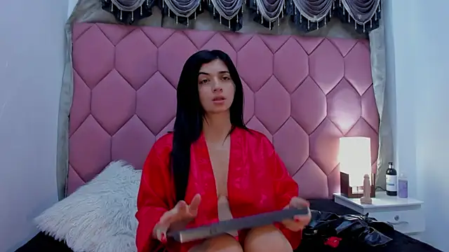 Linisprincehot69 online show from 02/15/25, 08:11