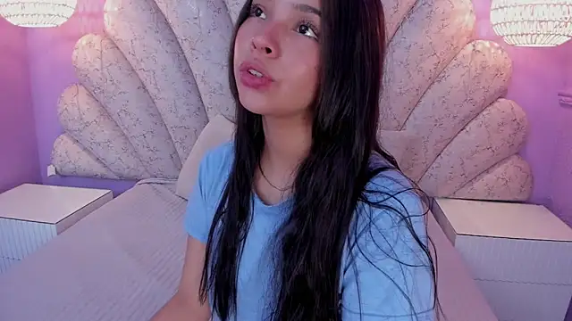 chloe watson  online show from 03/20/25, 08:29