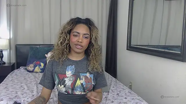 RobynKnight online show from 12/05/25, 06:55