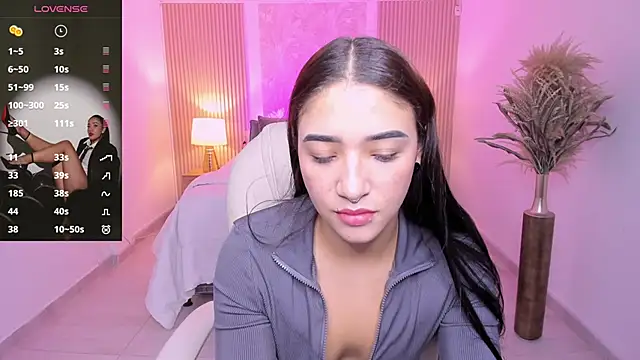 Antonella Grayy online show from 11/27/25, 11:01