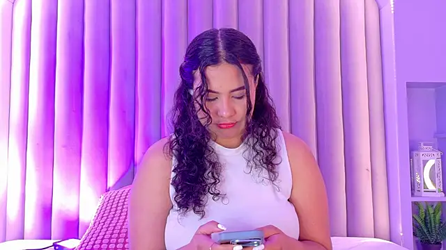 Snapshot of eva_daemon chatting on 04/03/26, 11:19 eva daemon online show from 04/03/26, 11:19