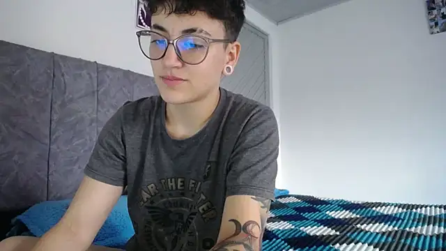 linda 33 online show from 03/29/26, 08:20