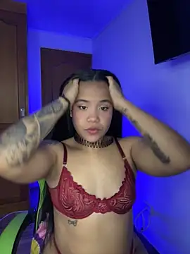 Snapshot of leila_22 chatting on 02/15/26, 07:16 leila 22 online show from 02/15/26, 07:16