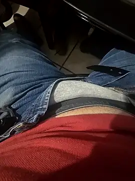 Snapshot of Pnstrokes chatting on 09/25/25, 11:08 Pnstrokes online show from 09/25/25, 11:08