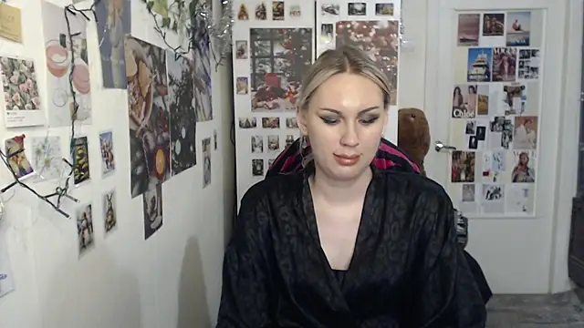 Snapshot of CapriScorpion chatting on 01/03/25, 05:20 CapriScorpion online show from 01/03/25, 05:20