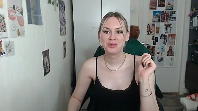 Snapshot of CapriScorpion chatting on 02/07/25, 04:46 CapriScorpion online show from 02/07/25, 04:46