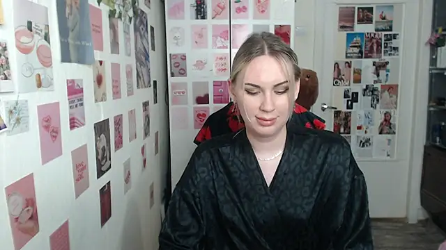 Snapshot of CapriScorpion chatting on 02/12/25, 04:44 CapriScorpion online show from 02/12/25, 04:44