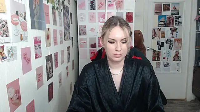 Snapshot of CapriScorpion chatting on 02/18/25, 01:44 CapriScorpion online show from 02/18/25, 01:44