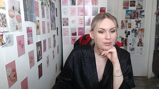 Snapshot of CapriScorpion chatting on 02/19/25, 11:17 CapriScorpion online show from 02/19/25, 11:17