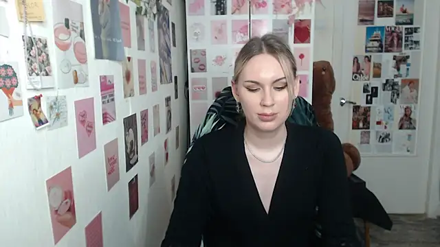 Snapshot of CapriScorpion chatting on 02/25/25, 05:25 CapriScorpion online show from 02/25/25, 05:25