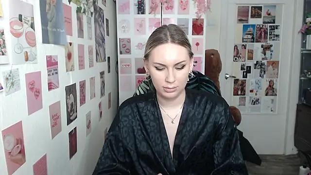 Snapshot of CapriScorpion chatting on 03/18/25, 11:52 CapriScorpion online show from 03/18/25, 11:52