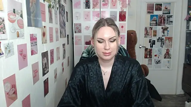 Snapshot of CapriScorpion chatting on 03/19/25, 06:23 CapriScorpion online show from 03/19/25, 06:23