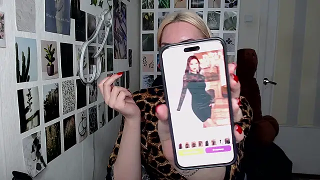 Snapshot of CapriScorpion chatting on 10/28/25, 01:58 CapriScorpion online show from 10/28/25, 01:58