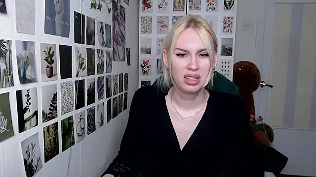 CapriScorpion online show from 05/01/26, 11:15