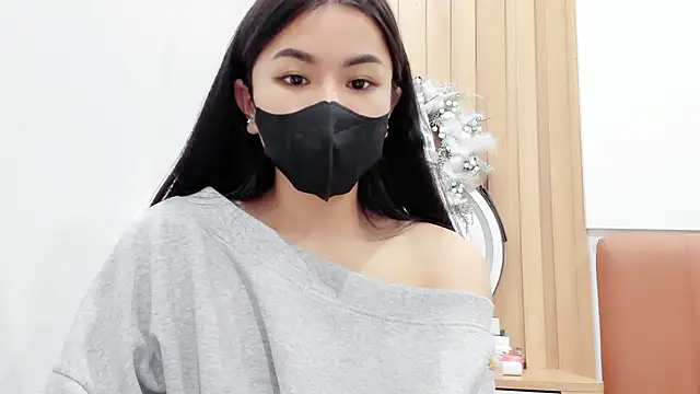 Lita-Julia online show from 01/23/25, 05:21