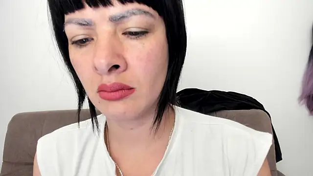 Snapshot of queen_fetish chatting on 01/22/25, 09:57 queen fetish online show from 01/22/25, 09:57