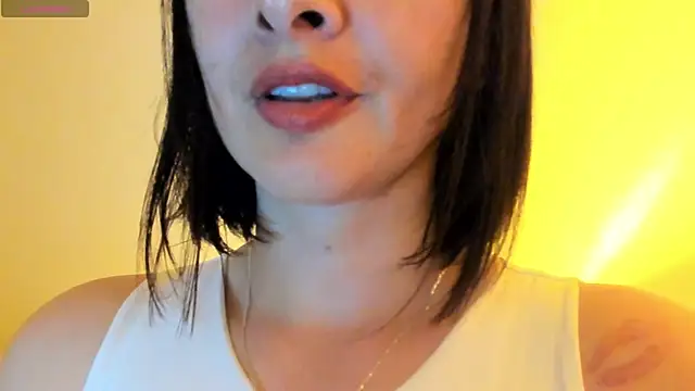 Snapshot of queen_fetish chatting on 09/30/25, 10:37 queen fetish online show from 09/30/25, 10:37