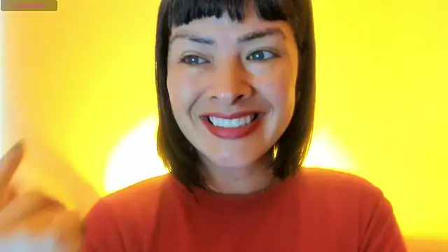 Snapshot of queen_fetish chatting on 12/04/25, 01:42 queen fetish online show from 12/04/25, 01:42